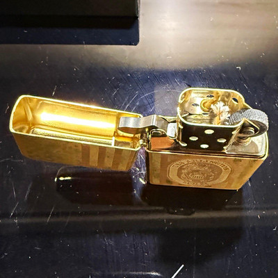 Original Zippo USS Arlington LPD-24 US Navy Sammlerfeuerzeug OVP 2017