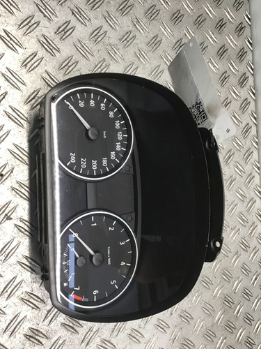 Tacho BMW 1er (E87) 118d 90kW 122PS 1041568 Kombiinstrument