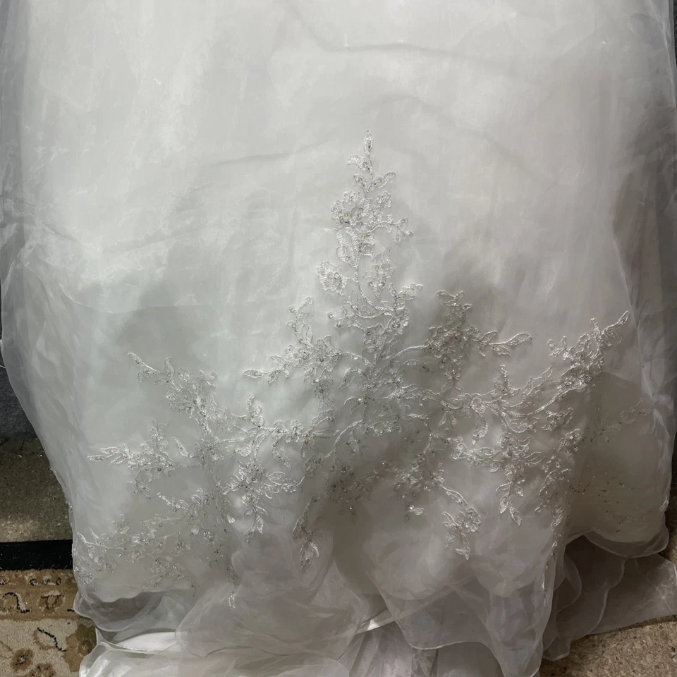 Halter Wedding Dress size 20 by Mary's Bridal Short Train Beading Tulle Bustle - Image 2 of 4