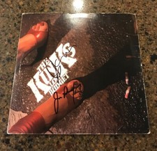 * THE KINKS * signed album * LOW BUDGET * DAVE DAVIES & JIM RODFORD * COA * 1