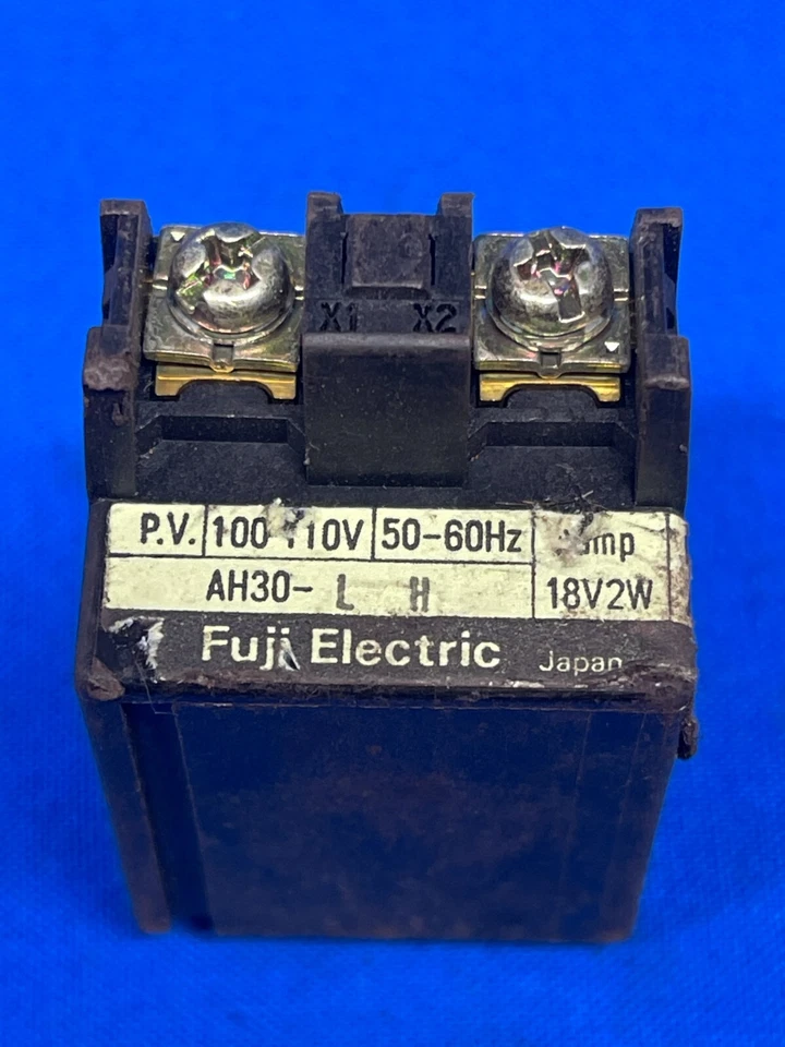 MÓDULO TRANSFORMADOR ELÉCTRICO FUJI AH30-LH PV: 100-110V 50/60HZ LÁMPARA: 18V 2W Foto 2 de 4