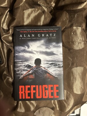 Refugee by Alan Gratz (2017, Hardcover)