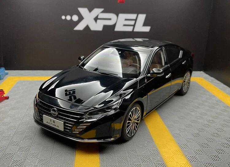 2022 Metal Diecast Car Model Toy Collection NIB/ 1/18 New NISSAN ALTIMA gift - Image 2 of 4