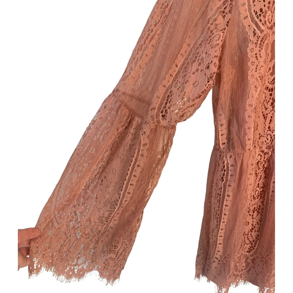 超粉色纯色粉色 100% 蕾丝荷叶边内衬长袖衬衫全新带标签 L — 第 4/4 张图片