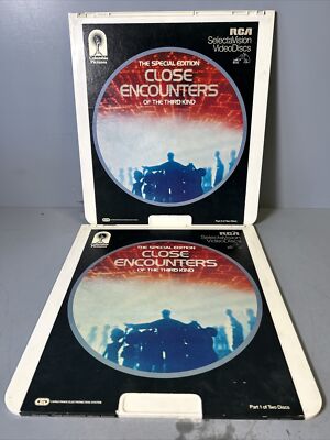 RCA SelectaVision Close Encounters of the Third Kind 2 disc bundle retro movies
