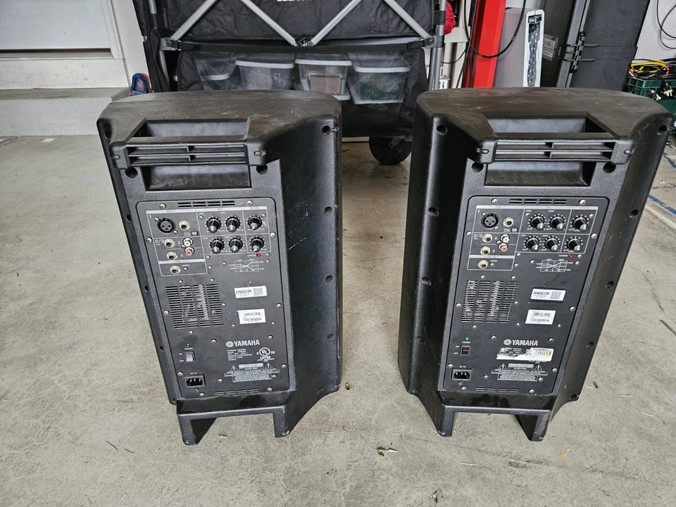 Altavoz activo Yamaha MSR250 10 pulgadas Foto 3 de 4