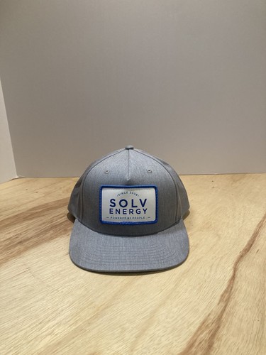 Solv Energy Snapback Hat, Cap, Pinch Front Gray OS Adjustable Unbranded