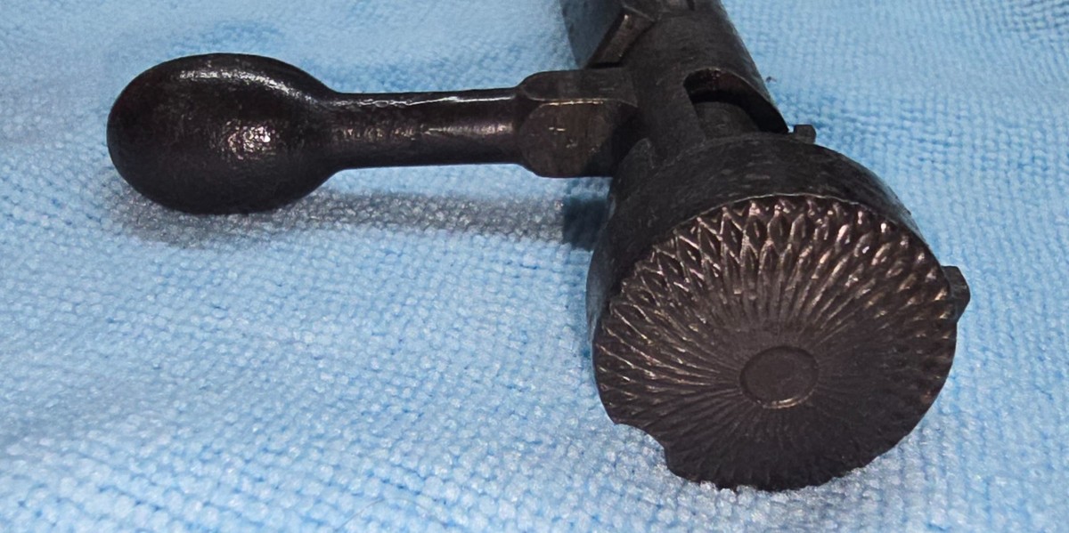 WW2 Japanese Type 99 Arisaka Complete Bolt w Early War Knurled