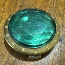 Vintage Hampden Powder Compact Emerald green Faceted Top Rhinestones