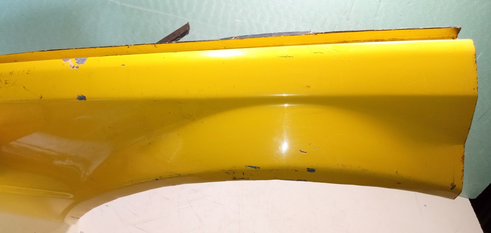 Ferrari Front Fender Section_Dino 308 GT4_40403701_40213506_Left Side_GENUINE