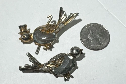 Vintage Jelly Belly Glass Bird Pin Set Top Hat Costume Jewelry Missing Stones