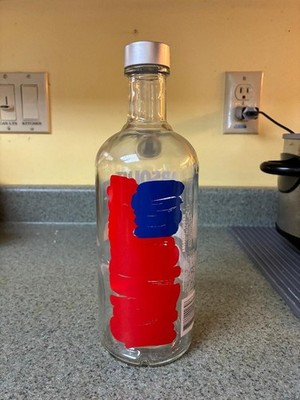 Limited Edition Collectible Absolut Vodka bottle - America