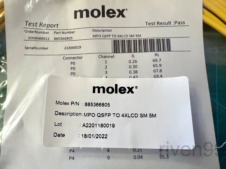 MOLEX QSFP MPO/MTP 8F to 4x LC Fiber Optic Breakout Cable, Singlemode OS2 Yellow - Image 4 of 4