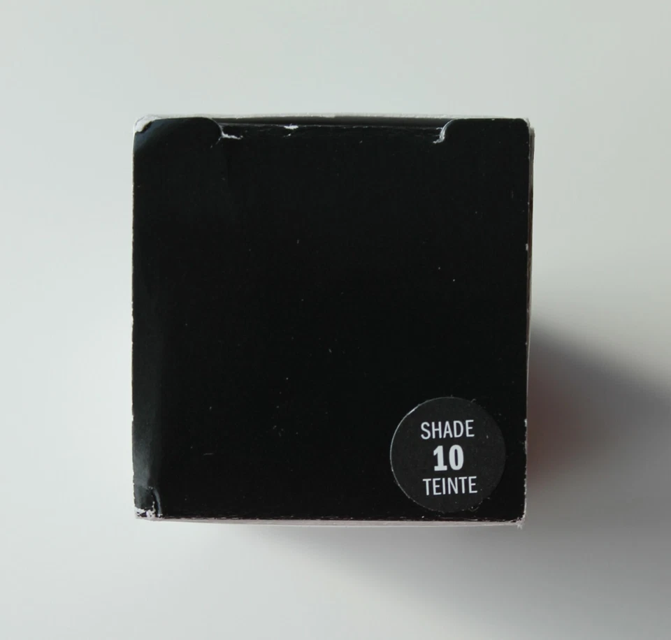 JAPONESQUE Luminous Foundation Flawless Full Coverage in Shade 10    - Image 3 of 4