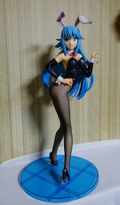 aqua bunny figure