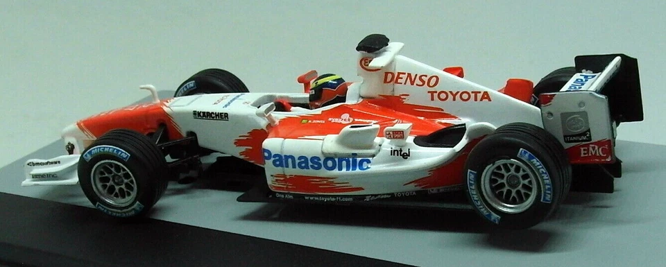 Coche diecast Altaya 1/43 - Toyota TF104B Ricardo Zonta Brasil GP 2004 F1 Foto 3 de 4