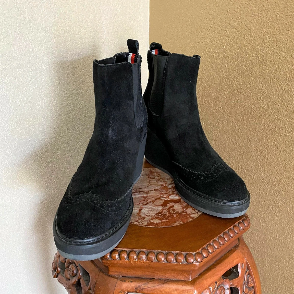 Tommy hilfiger black suede boots sale