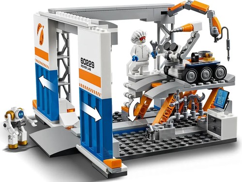 Lego Rocket Assembly & Transport 60229 Town Minifigure Building Set - Picture 13 of 13