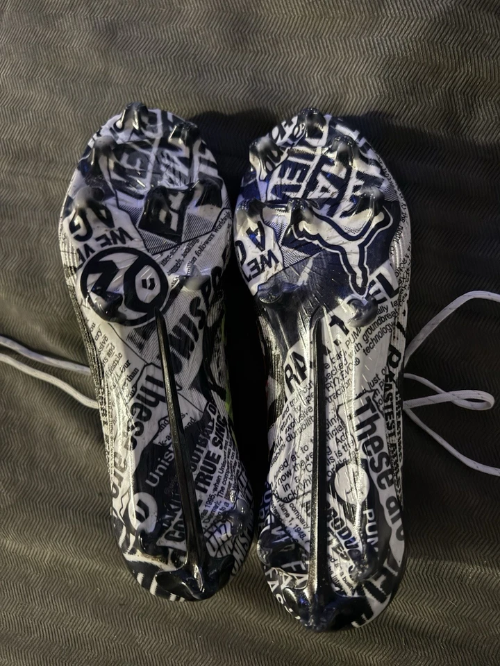 Puma Ultra Ultimate unisport Why Always Me Edition. Size Men’s 8.5 - Image 4 of 4