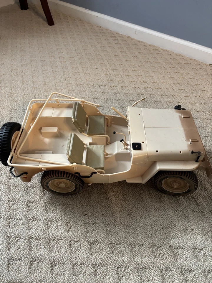 Hasbro 2002 G.I. Joe Willy's Jeep Desert Patrol Vehículo Escala 1/6 No Completo Foto 4 de 4