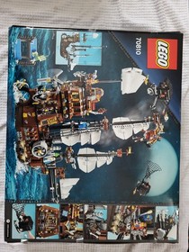 LEGO The LEGO Movie: MetalBeard's Sea Cow (70810)