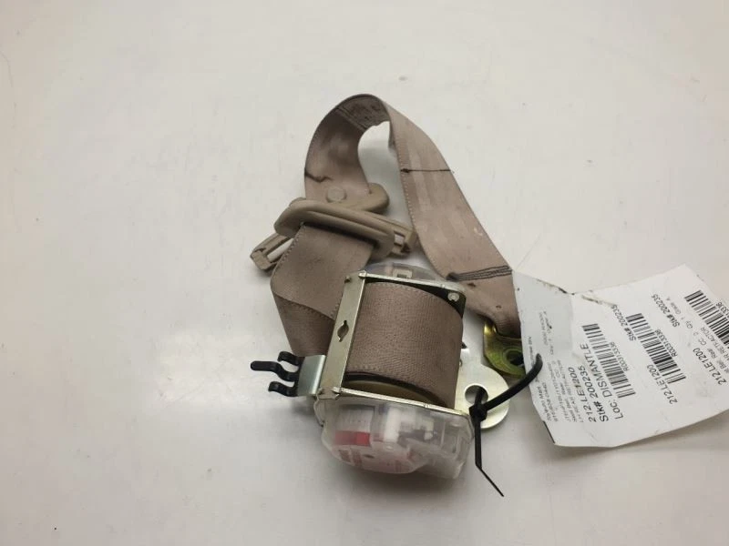 Lexus RX300 2000 montaje de cinturón de seguridad trasero lado del conductor  Foto 2 de 4