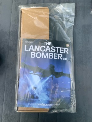 Kit De Construction Hachette – Avion Lancaster Bomber B.III échelle 1:32 – Pièces Détachées Numéros 5 à 88 – NEUF