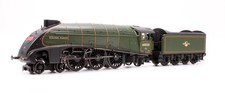HORNBY OO GAUGE R3994 BR CLASS A4 60030 'GOLDEN FLEECE' STEAM LOCOMOTIVE