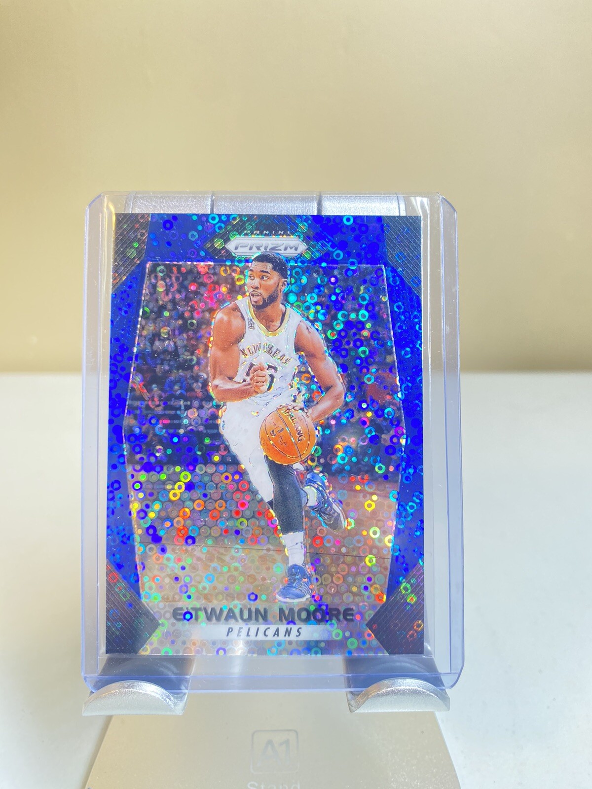 2018-19 Panini Prizm Fast Break Blue Prizm /175 E'Twaun Moore #147