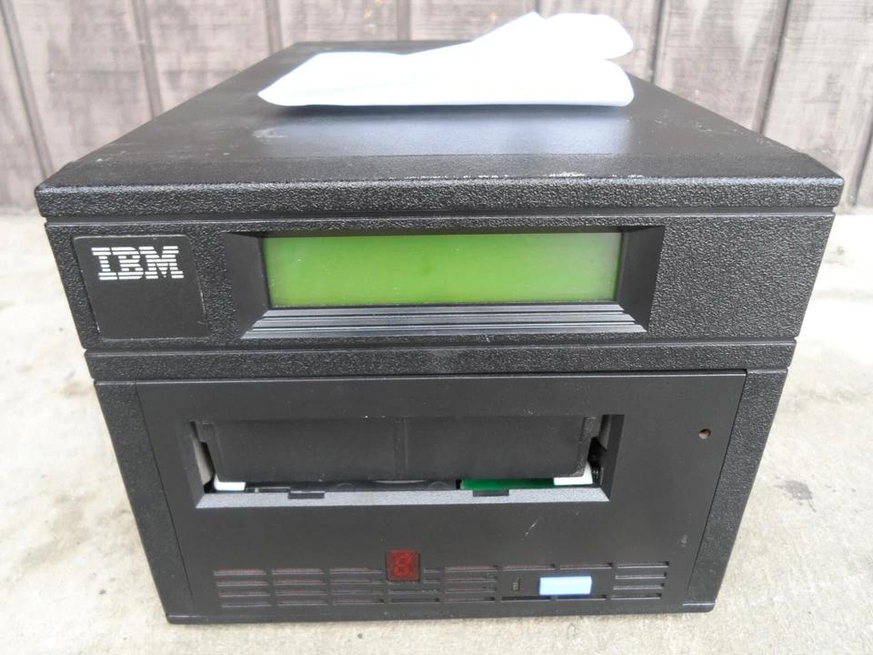 IBM 3580-H11 3580H11 19P3949 Ultrium LTO1 19P3948 SCSI HVD External Tape Drive - Image 3 of 4