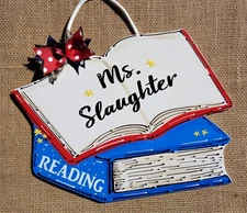 Personalized Reading Teacher SIGN Plaque School Classroom Librarian Door Hanger