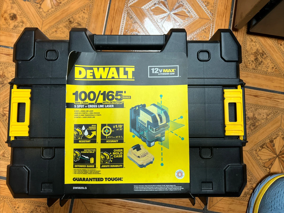 NEW DEWALT DW0825LG 12 VOLT SPOT CROSS LINE LASER LEVEL 155' RANGE KIT  2667301 885911492225 eBay