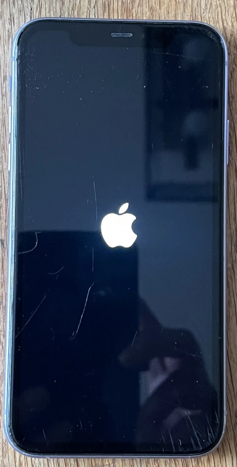 Apple iPhone 11 · 128GB, photo 4 of 5