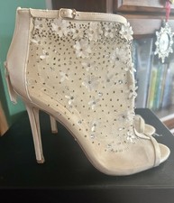 Mischa Badgley wedding shoes Size 7.5 Women  s Heels In Cream Color. Bride/bridal