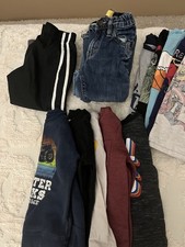 Boys 15 Piece Multicolor Clothing Set: Sweatshirt, T-Shirt, Jeans, Joggers