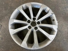 2013-2017 Audi Q5 OEM Wheel Rim 18x8 ET39 5 Double Spoke 8R0601025BM (TL)