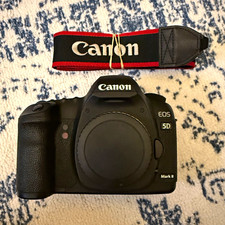 Canon EOS 5D Mark II 21.1MP Digital SLR Camera Body Black w/ Canon Strap