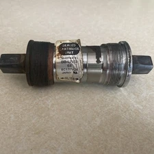 NOS Shimano BB-UN52 Bottom Bracket 73 x 118mm English  Square Taper