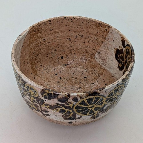 Kyoto Ware Matcha Bowl Gold & Enamel Wheel Motif Kyo-Yaki Chawan 12.6cm - Picture 4 of 20