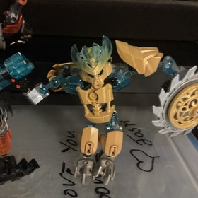 Lego 70795 Bionicle Mask Maker vs. Skull Grinder 