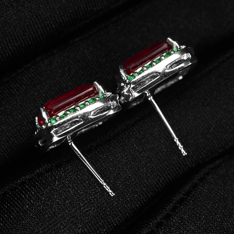 Pendientes con halo de oro blanco de plata de ley 925 de 8,70 quilates de tsavorita verde y rubí rojo Foto 4 de 4