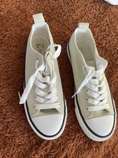 Women’s Ladies Converse Style Shoes Size 5