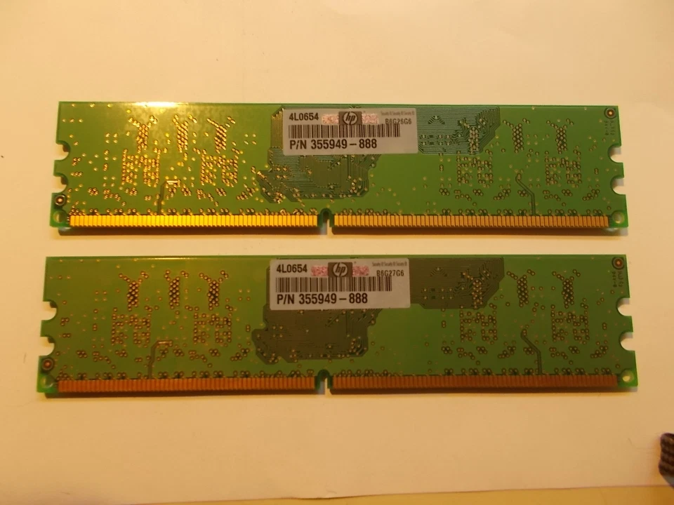 2 X 256MB Samsung M378T3354CZ3-CD5 DDR2 240pin, P/N 355949-888, #Su _82 - Image 2 of 2