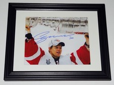 CHRIS OSGOOD AUTOGRAPHED 8X10 COLOR PHOTO (FRAMED & MATTED) - DETROIT RED WINGS!
