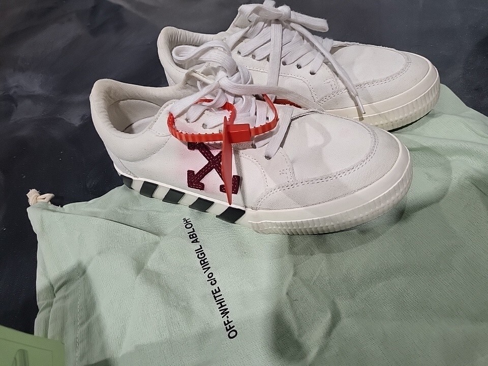 Size Off-White Vulc Sneaker White With Violet 
