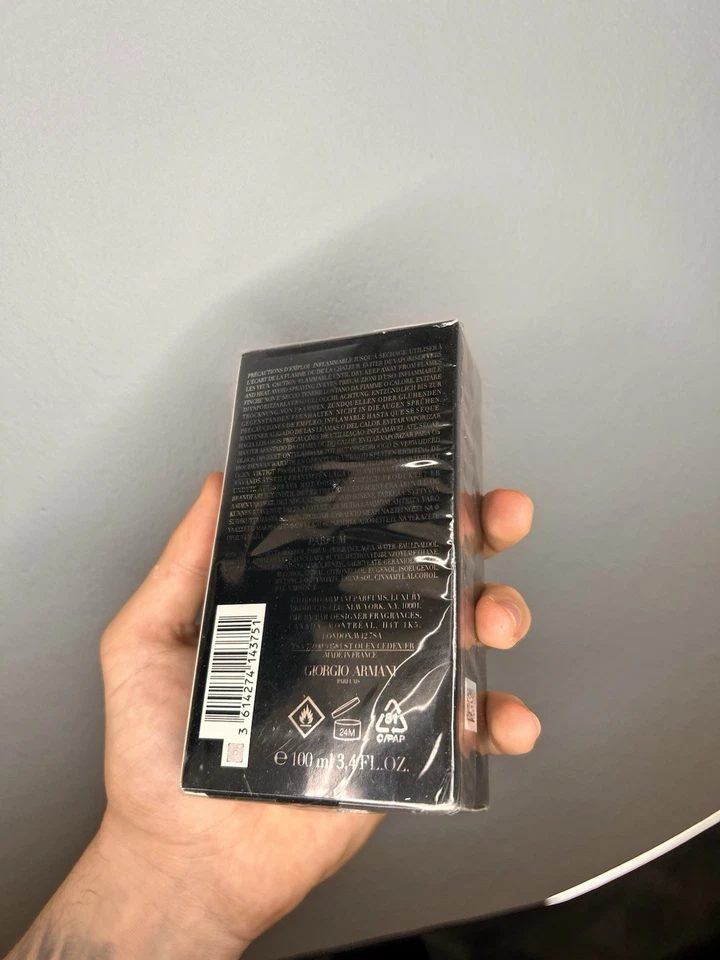 Giorgio Armani Acqua Di Gio Elixir Men's Fragrance 100ml - Image 3 of 3