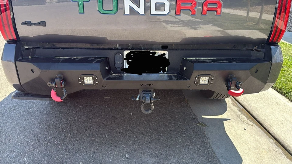 Vijay Fit 2022-2025 Toyota Tundra Steel Front or Rear Bumper w/Light and D-rings Foto 4 de 4