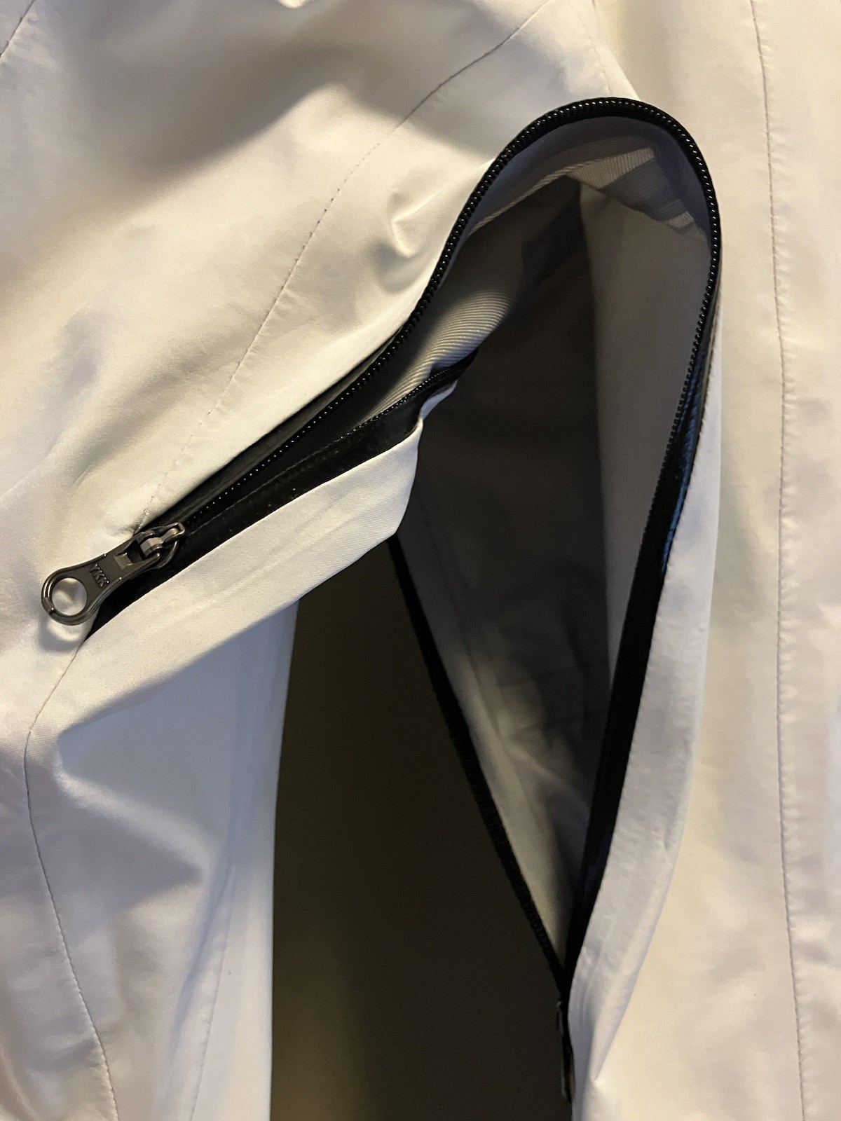 NWT Women's Nike 2018 Winter Olympics GoreTex Jacket  White Medium 916685 100 thumbnail 24