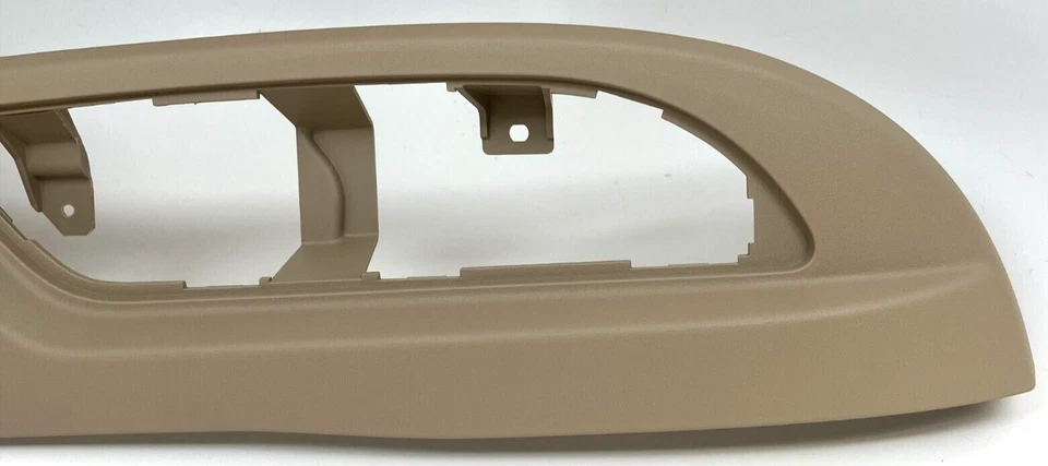 Buick Enclave GMC Acadia Asiento de pasajero delantero Panel de moldura lateral Cubierta bronceada Nuevo OEM Foto 4 de 4