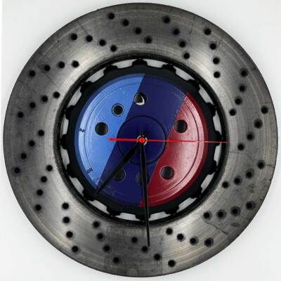 Wanduhr aus Autobremsscheibe von BMW M5 Competition M